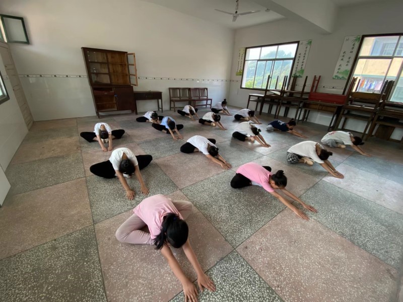 �赸����ͬѧ��������������ʹ�